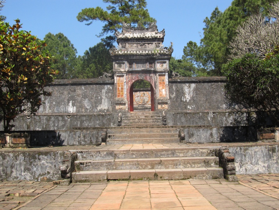 tomb gate